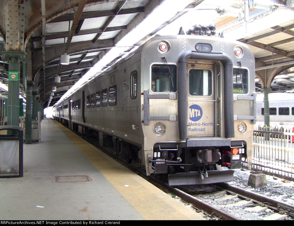 MetroNorth Cab Car 6704